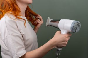 Blow-Dryer Diffusers: A Gentle Guide for Wavy Hair