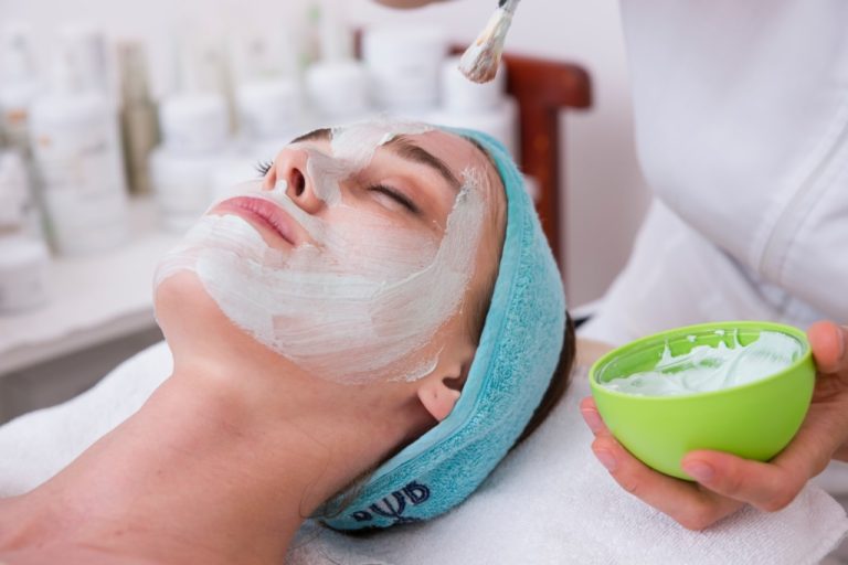 Reasons to Get a Deep Cleansing Facial